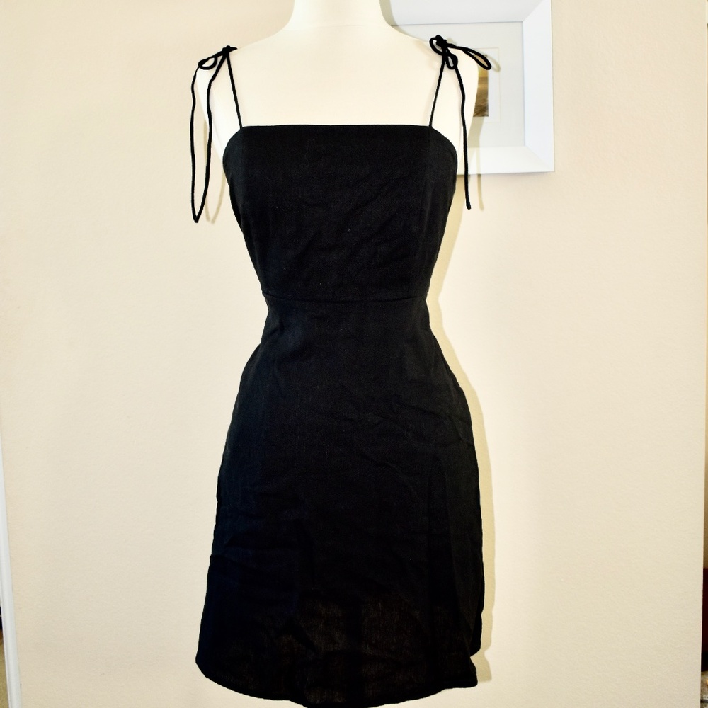 BLACK LINEN SUNDRESS